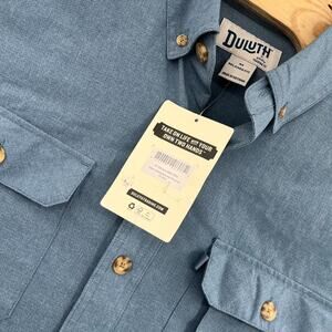 Duluth Trading Co Shirt Mens M Blue Short Sleeve Button Down Breeze Shooter NWT